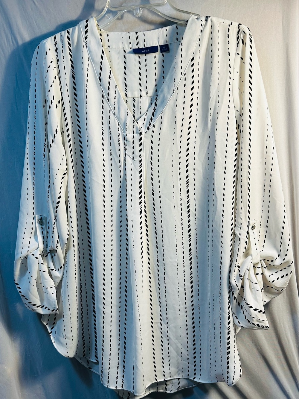 Apt. 9 White V-Neck Tunic with Black Dotted Stripes